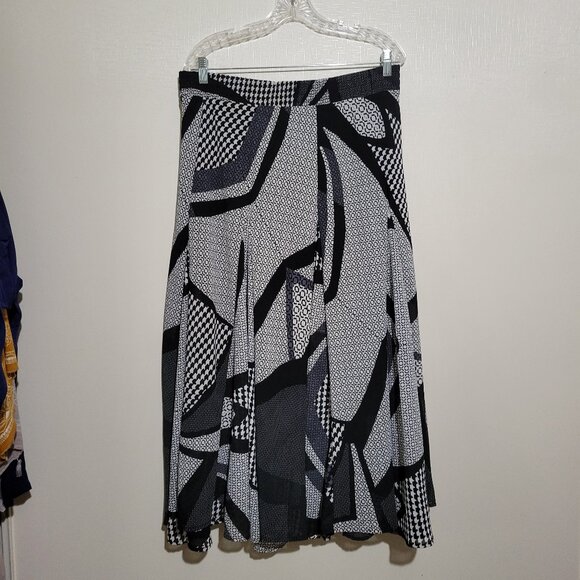 Lapis Lined Skirt - Picture 2 of 3
